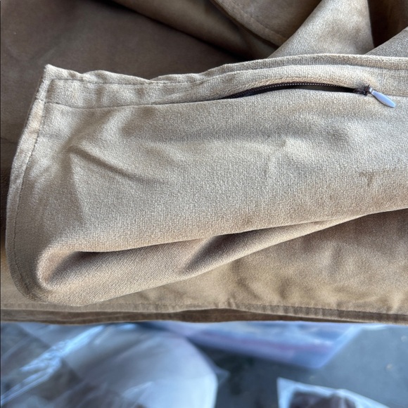 A1HC Set of 2 Luxurious Throw Pillow Covers Hidden Zipper - 24x24 Pack of 2)Tan - Picture 7 of 7